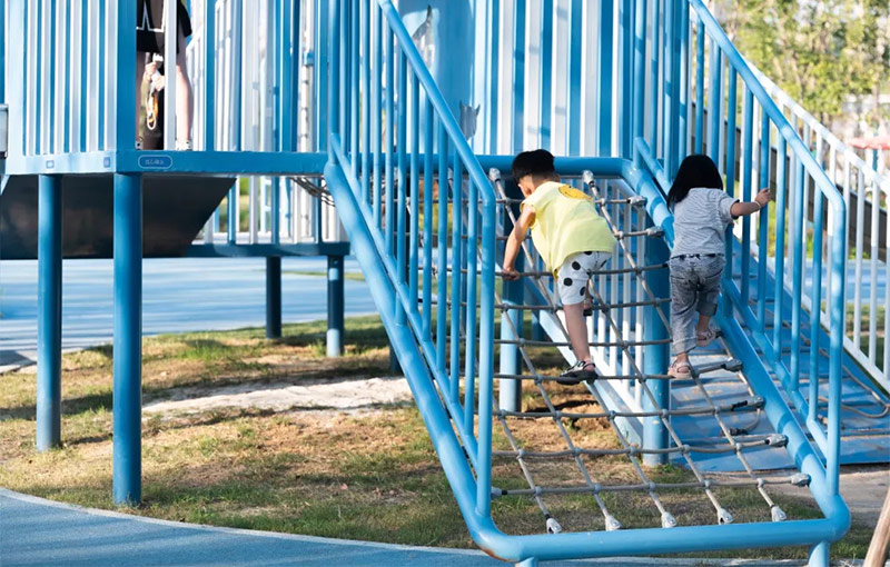 ��ͯ�����W