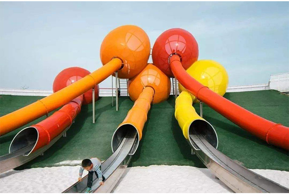 球形組合不銹鋼滑梯.jpg 球形組合不銹鋼滑梯.jpg